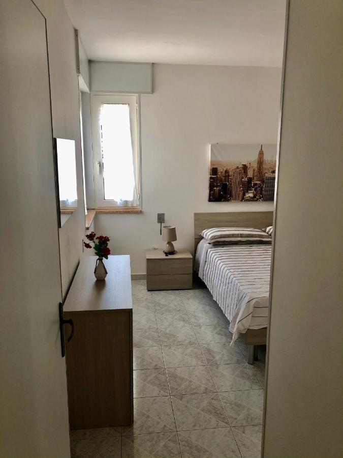 Casa Sul Corso Di Lido Marini Apartman Kültér fotó